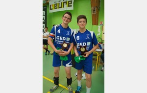 Jeunes arbitres pour la coupe . 