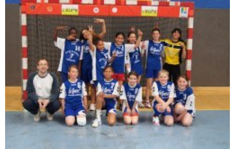 Les - 11 filles remportent le Challenge de l'Eure